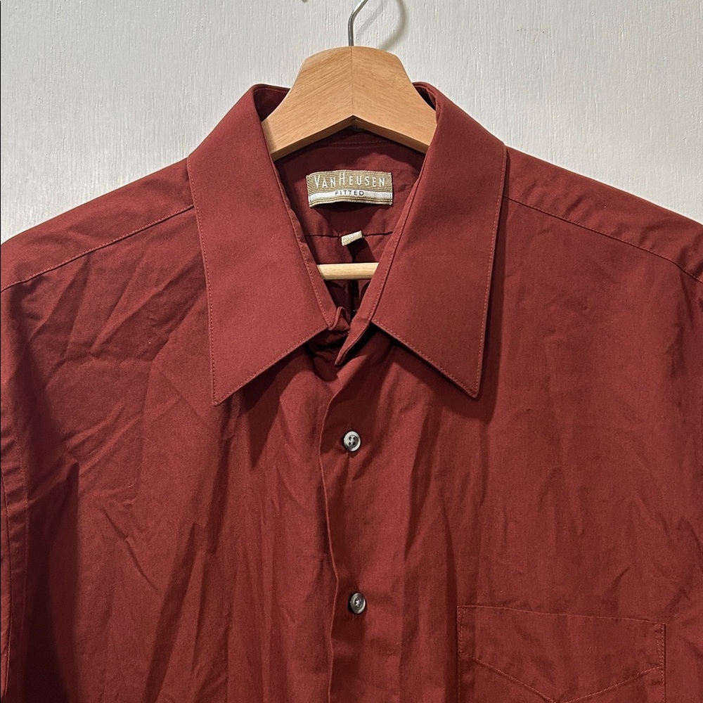 VANHEUSEN MENS BURGUNDY LONG SLEEVE BUTTON UP SHIRT FITTED Sz 34/35 - Picture 3 of 7